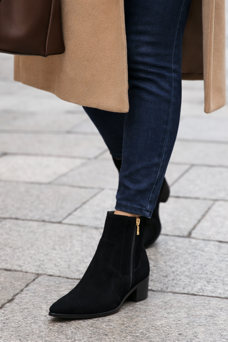 BOTAS DE ANTE COLOR NEGRO